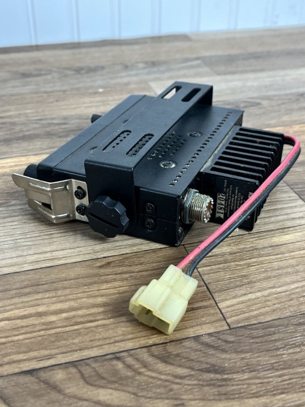 Radio Shack HTX-252 25 watt 2meter tranceiver - EXTREMELY Small - 5x5x1 inch W B - Picture 9 of 10